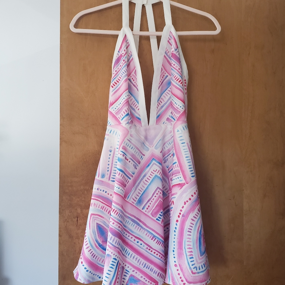 NWOT Sabo Skirt Low V Mini Dress S